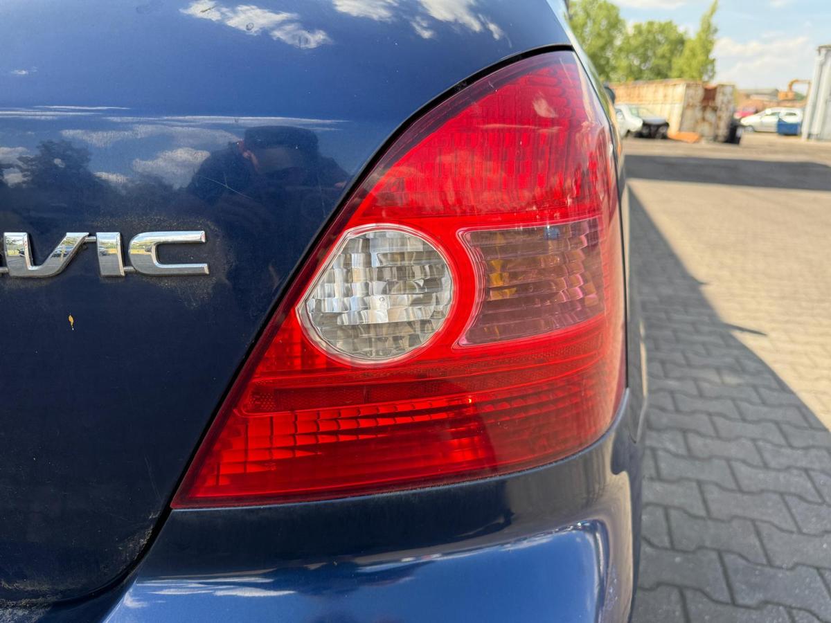 Honda Civic EU7 original Rücklicht Rückleuchte rechts 5 Türer Vorfacelift BJ01